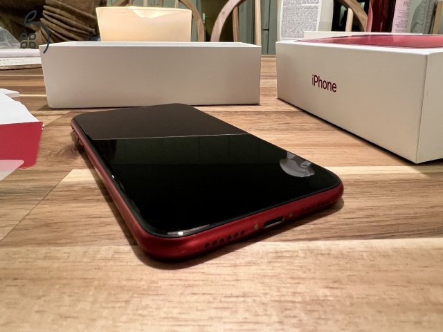 iPhone XR 64GB Product RED független