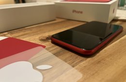 iPhone XR 64GB Product RED független