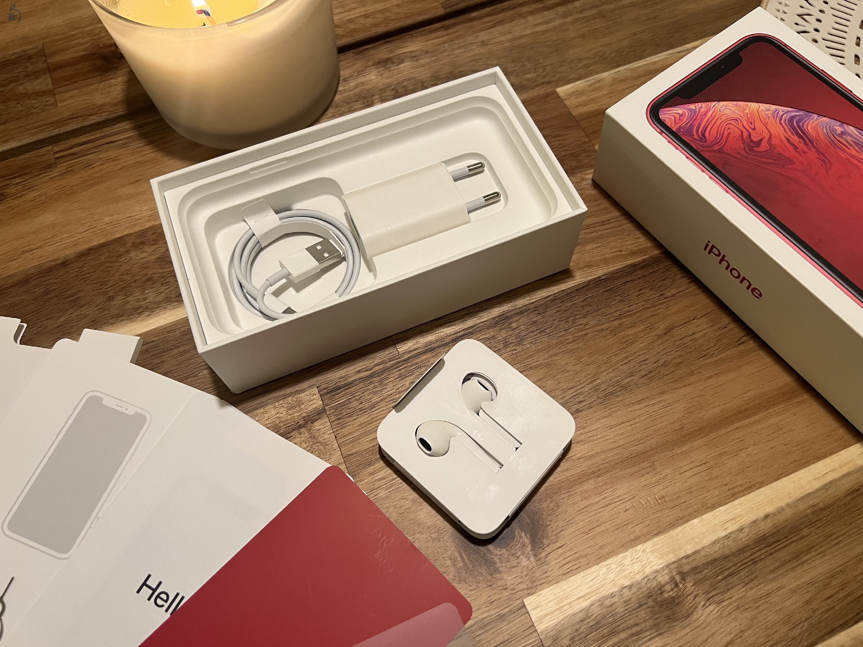 iPhone XR 64GB Product RED független