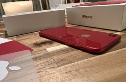 iPhone XR 64GB Product RED független