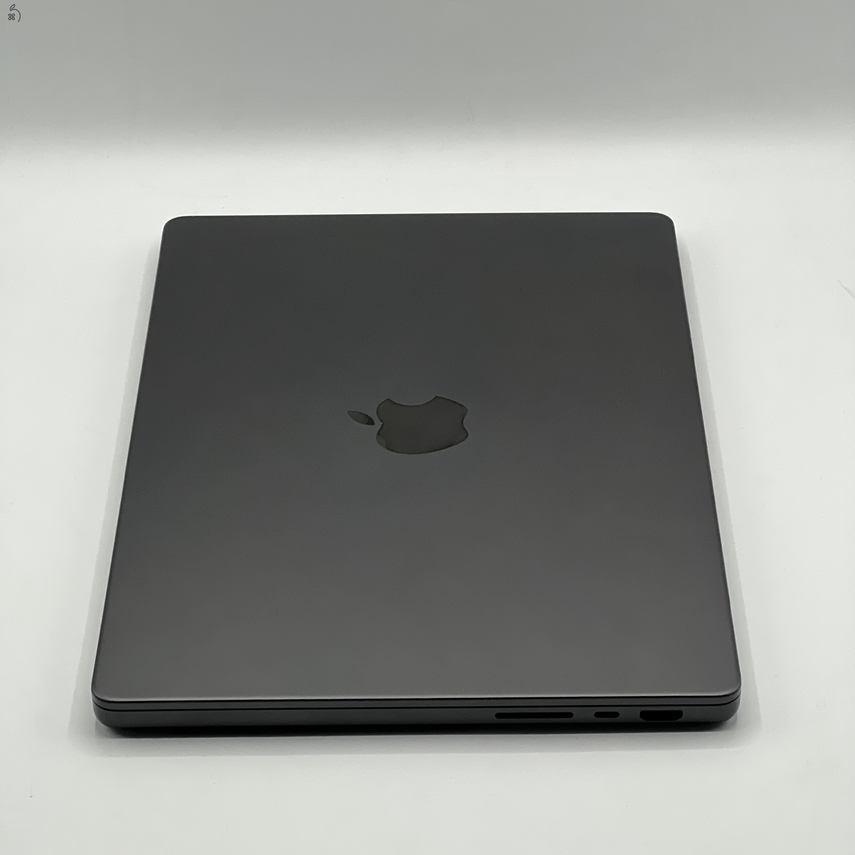 MacBook Pro 14