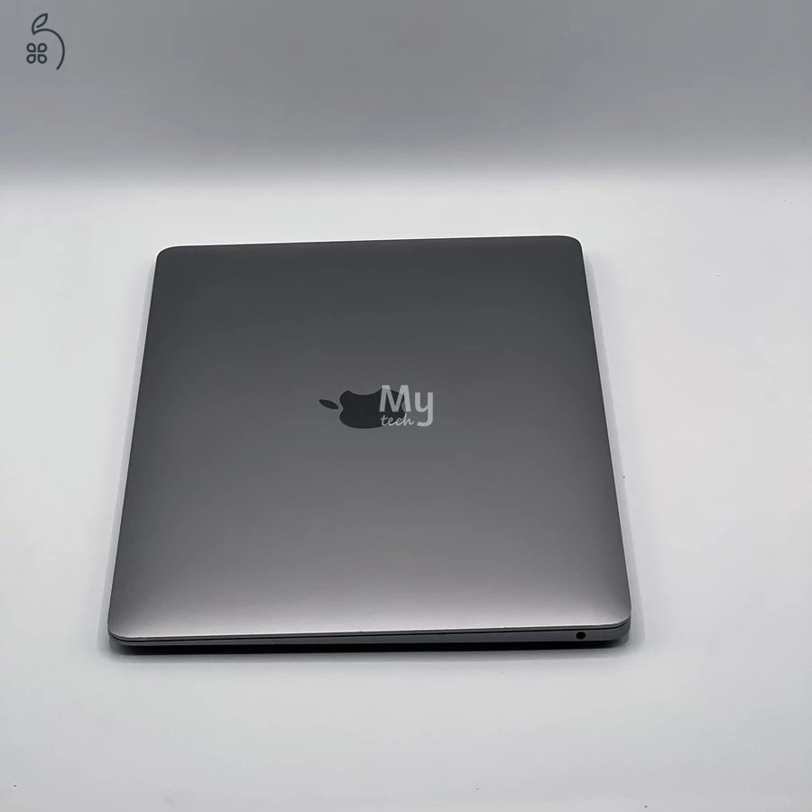 MacBook Air 13″ 2020, M1 8 Cores, 16 GB RAM, 7 core GPU, 256 GB SSD 27% Áfás (0256AB-3794) 