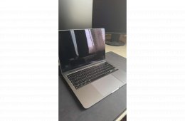 MacBook Pro M2 2022 13'