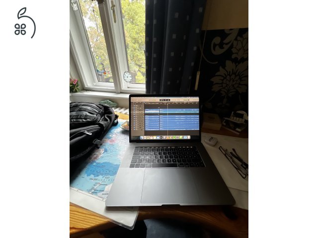 MacBook Pro 2019 Touch Bar