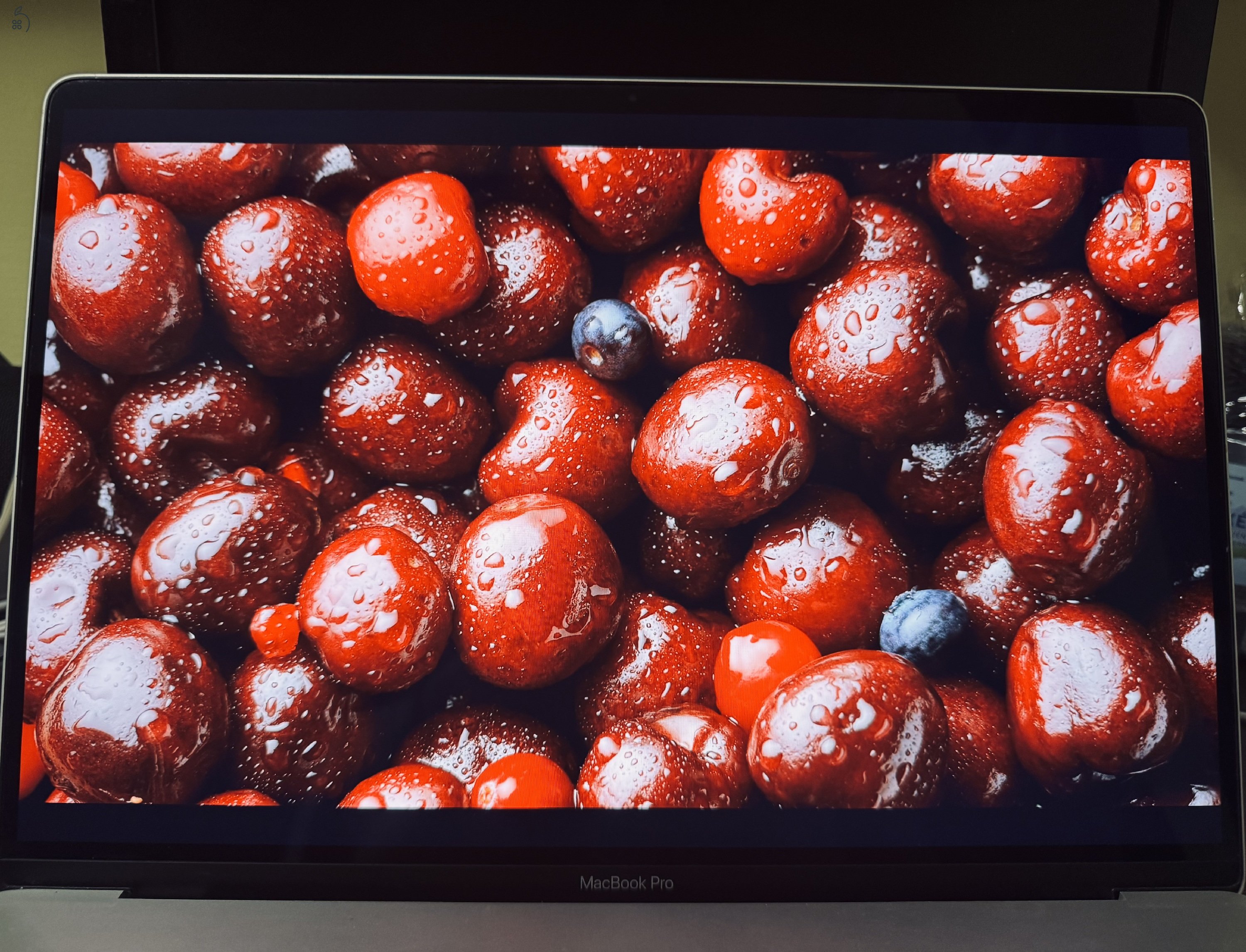 2019 MacBook Pro 16” I9 16/1Tb, Silver szép állapotban