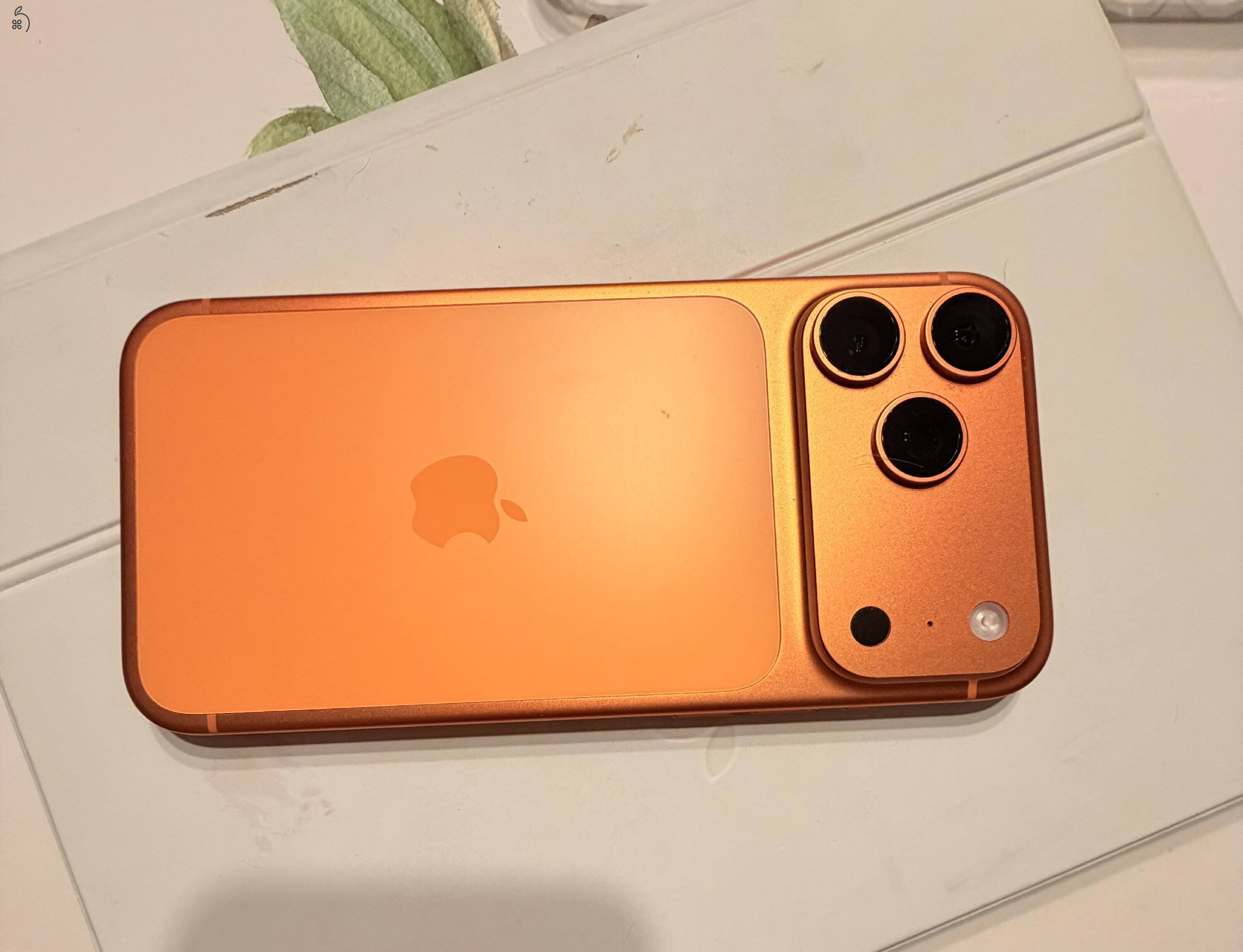 iPhone 17 ProMax 256 cosmic orange, garanciális, független, nagy akkus + ajándék