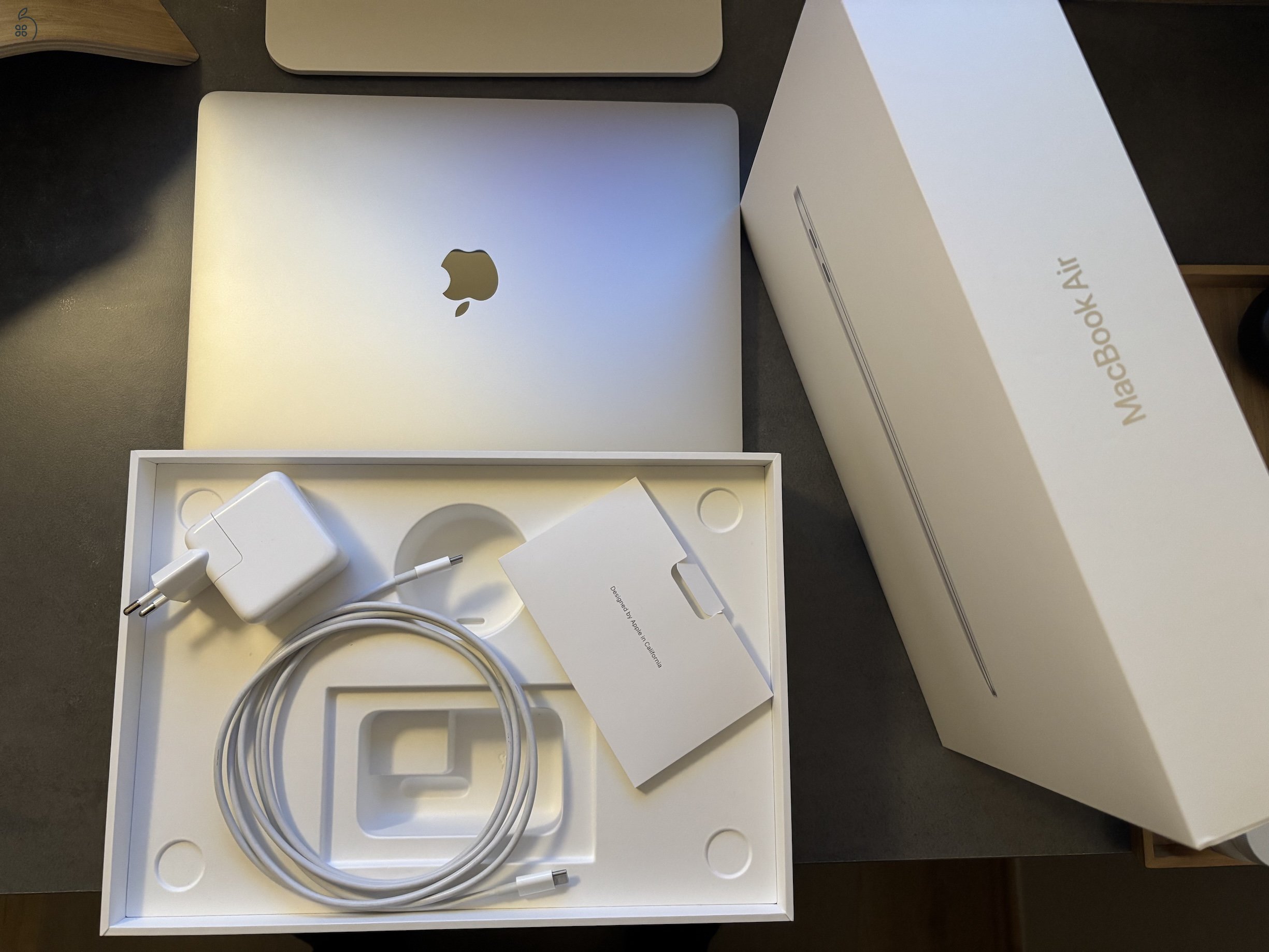MacBook Air - M1 | 8GB RAM | 256 GB SSD | Int. Eng.