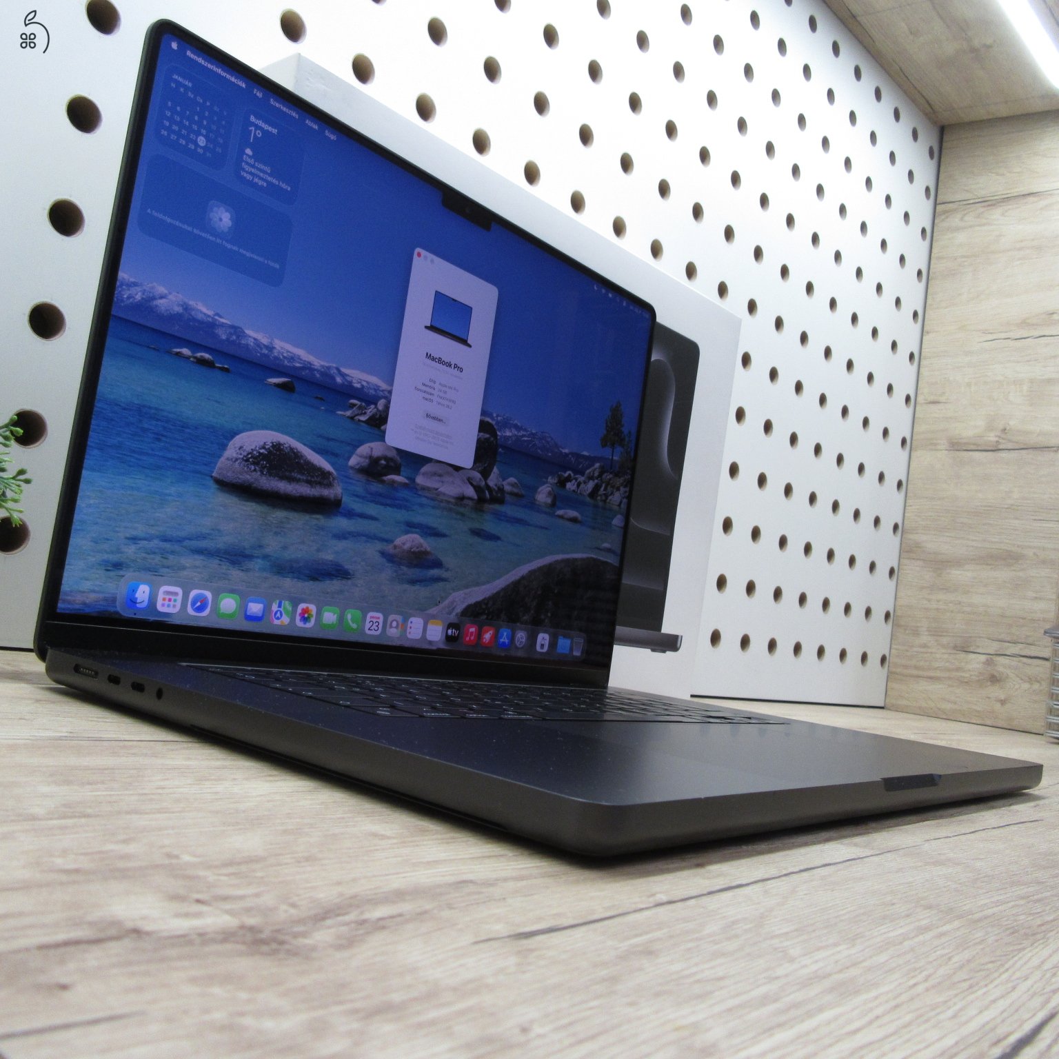 Apple MacBook Pro 16 (2024) M4 Pro 24GB/500GB használt, karcmentes – 95% akku
