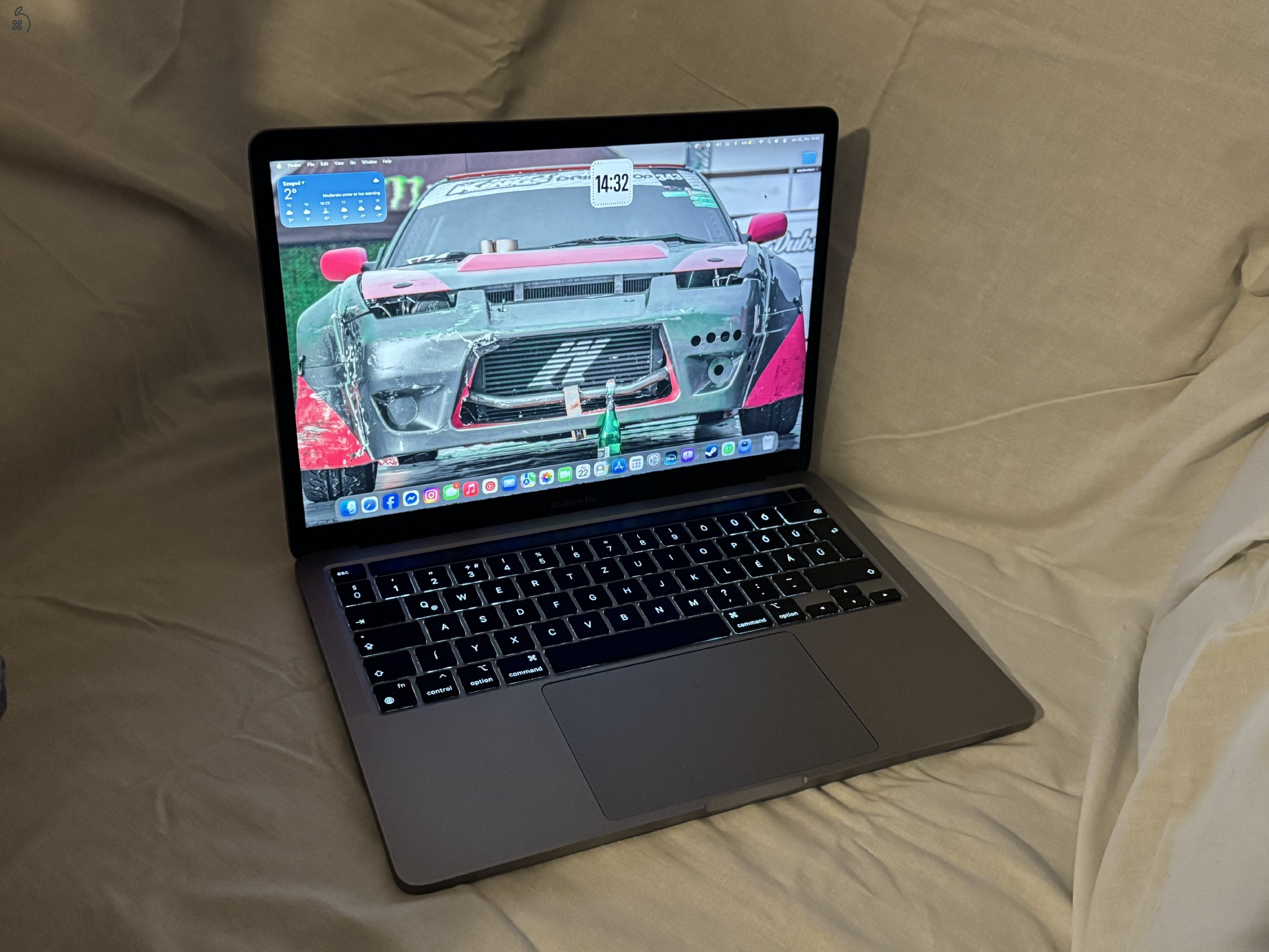 Macbook Pro M1 8/256
