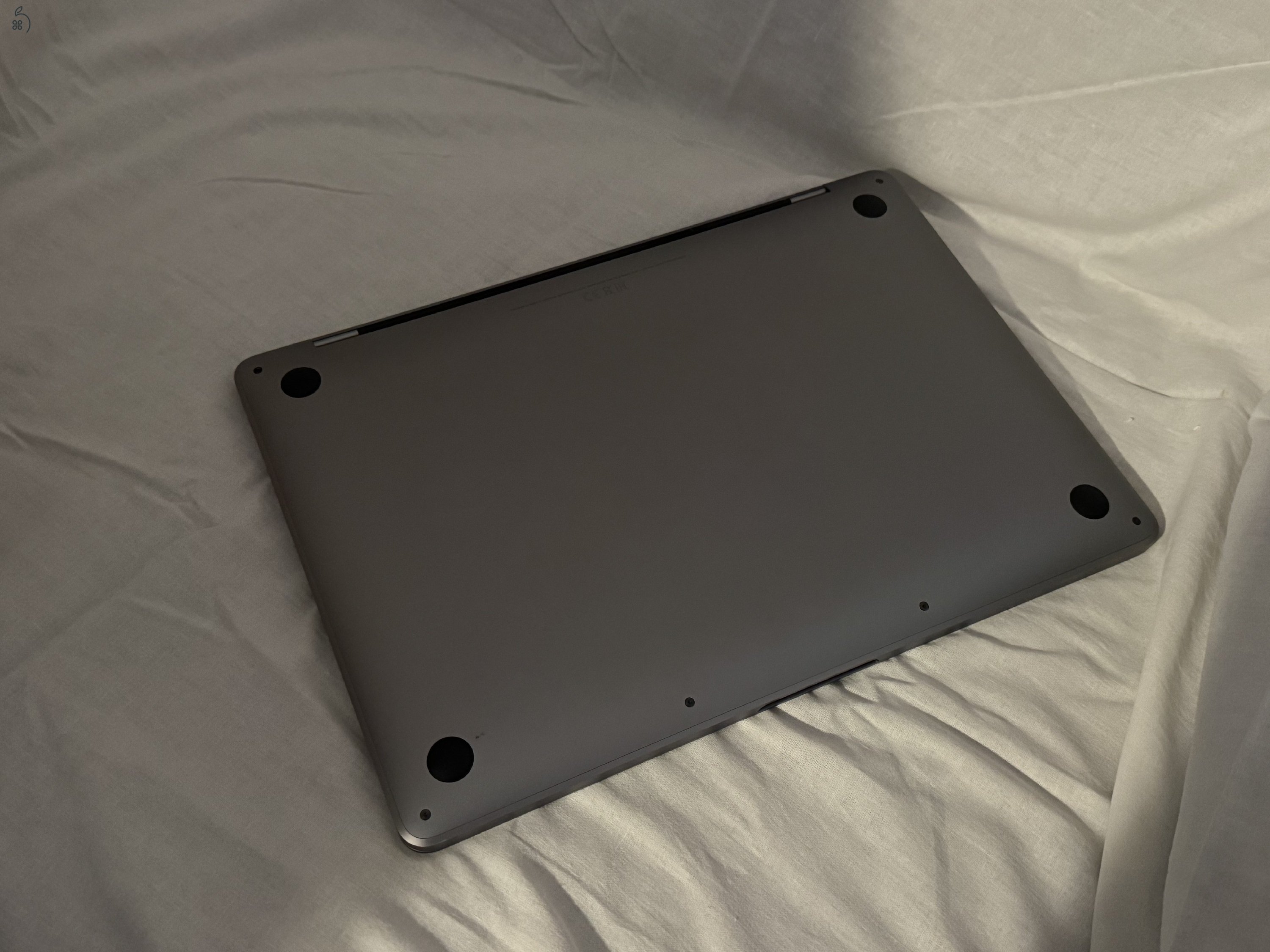 Macbook Pro M1 8/256