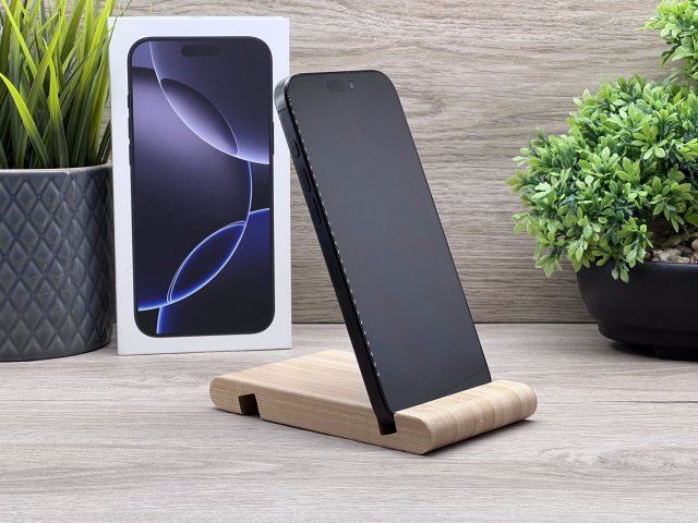 iPhone 16 Pro Max Black Titanium 256GB 2 ÉV Garanciával Számlával 100% Akku