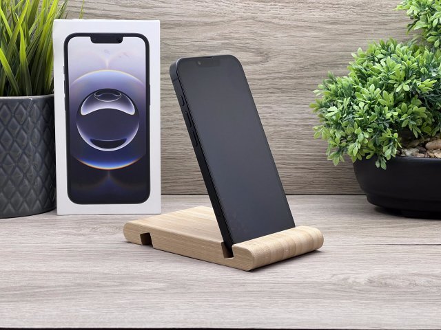 iPhone 16E Black 128GB 2 ÉV Garanciával Számlával 100% Akku