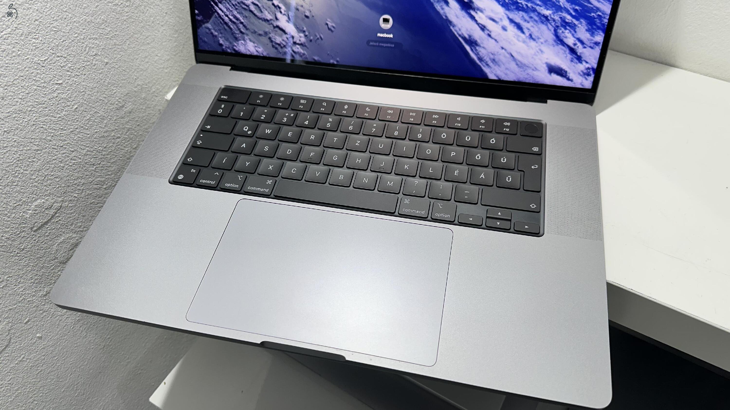 Macbook Pro 16