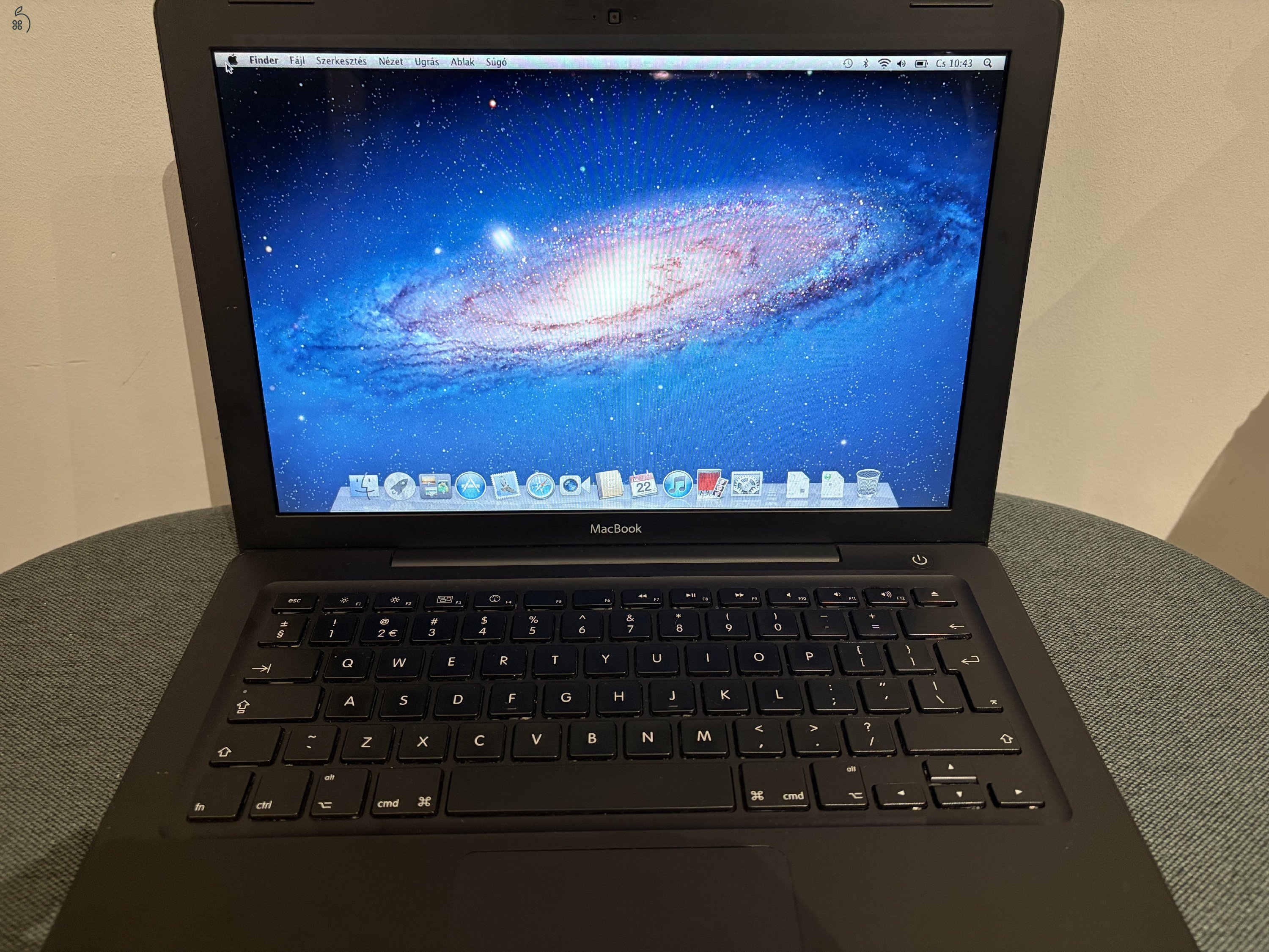 Apple MacBook A1181 gyűjtőknek vagy fanatikusoknak.