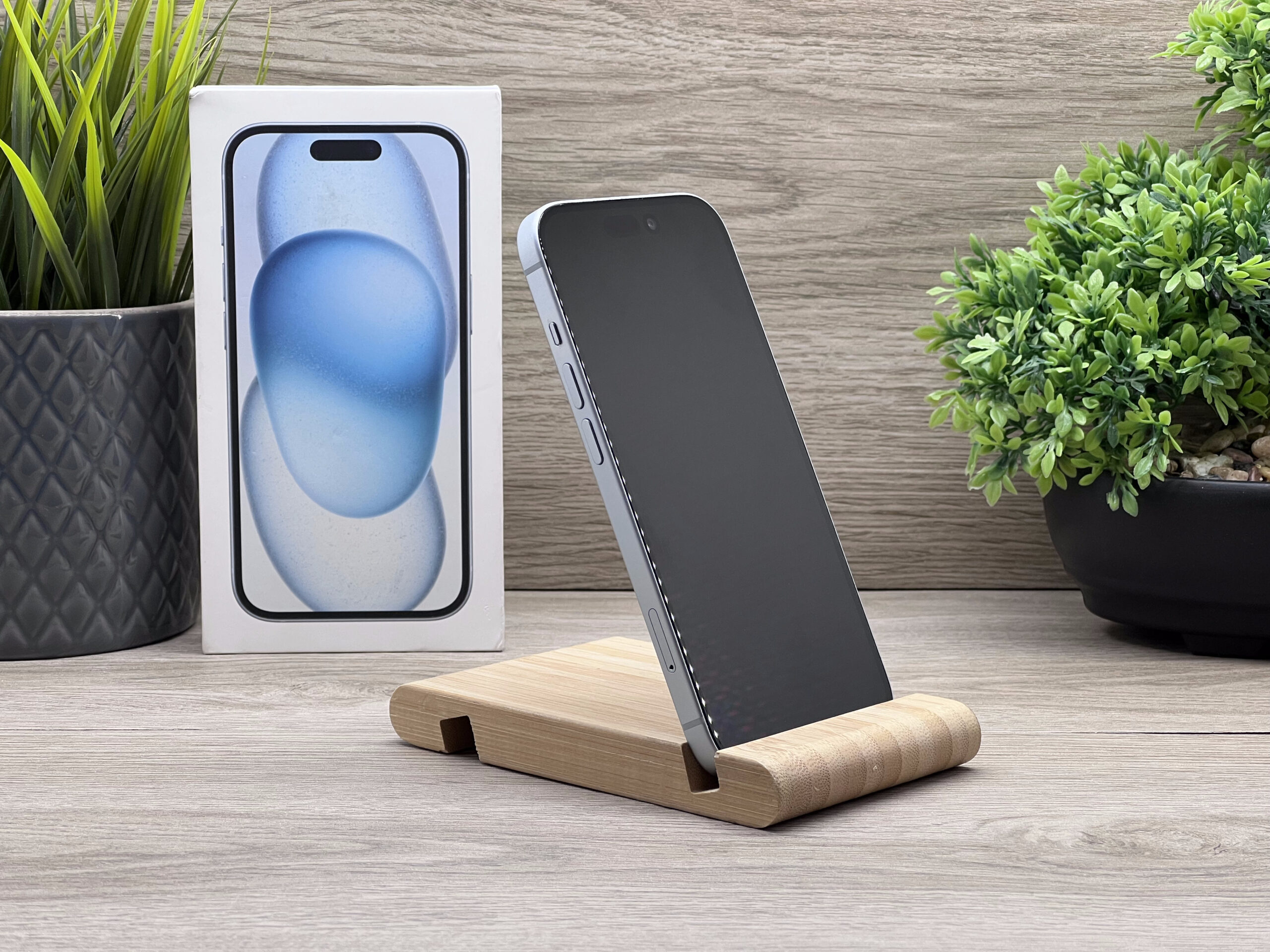 iPhone 15 Blue 128GB 2 ÉV Garanciával Számlával 92% Akku