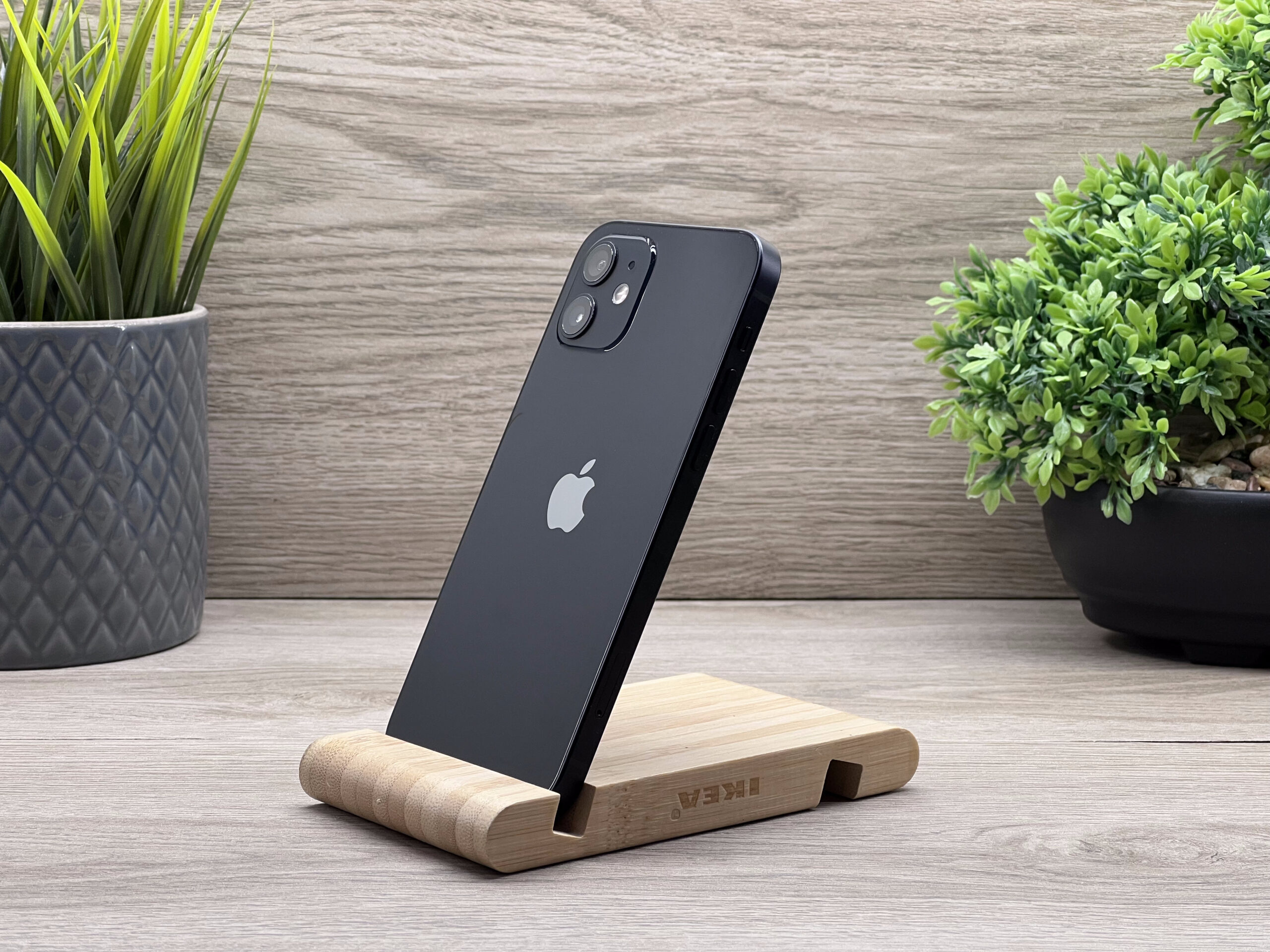 iPhone 12 Black 64GB 2 ÉV Garanciával Számlával 93% Akku