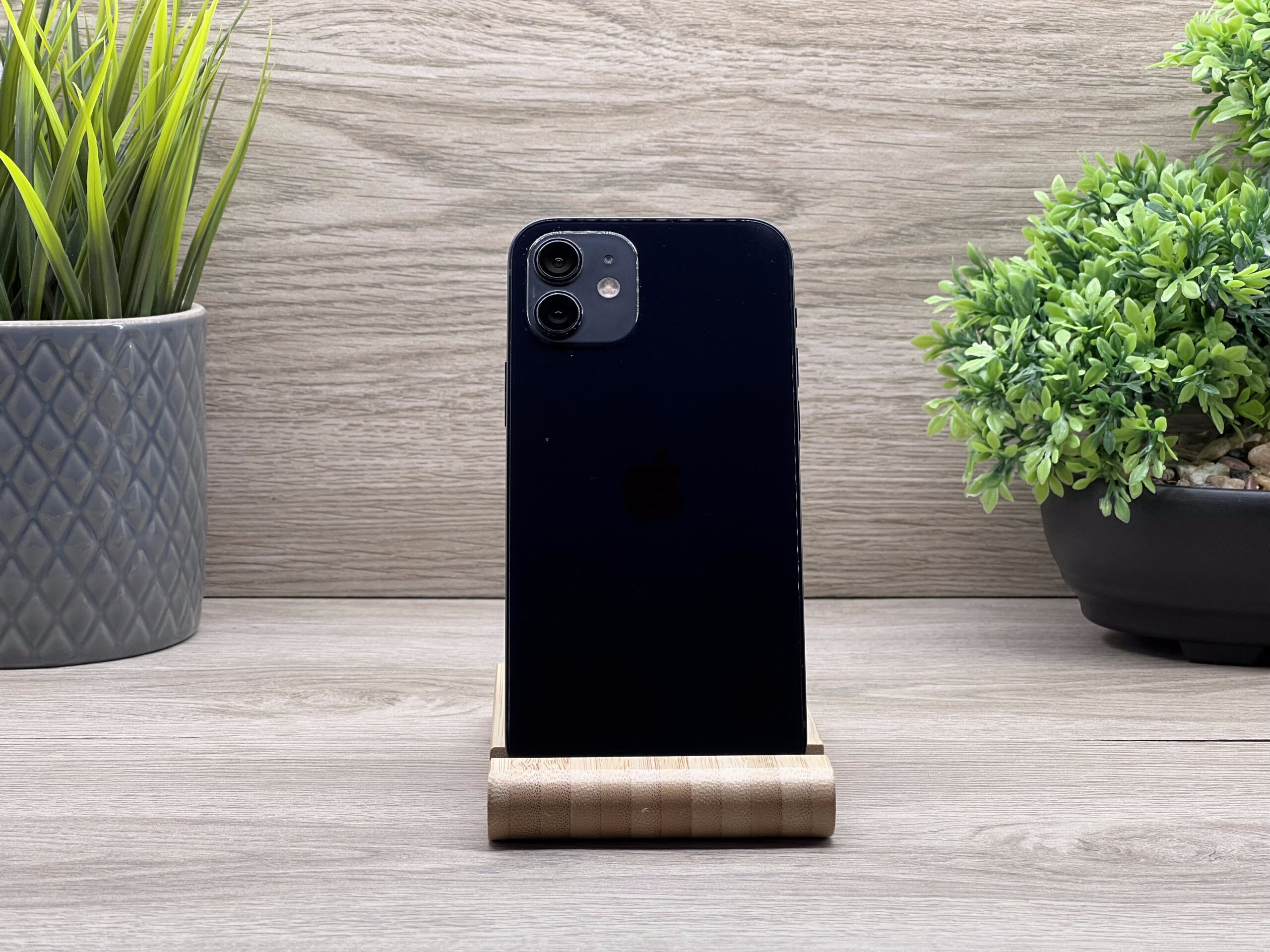 iPhone 12 Black 128GB 2 ÉV Garanciával Számlával