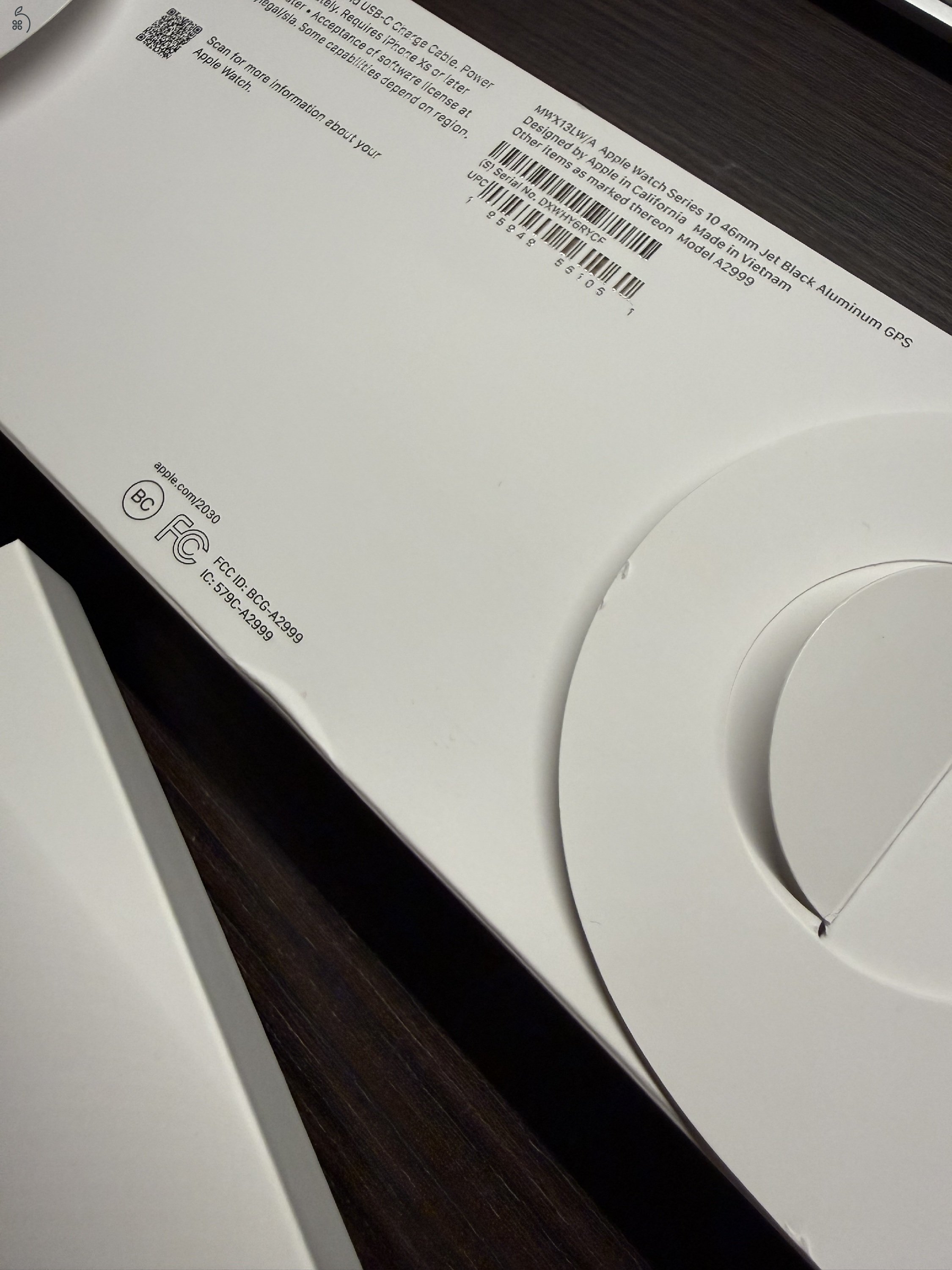 Bontatlan ÚJ Apple Watch S10 46mm Jet Black