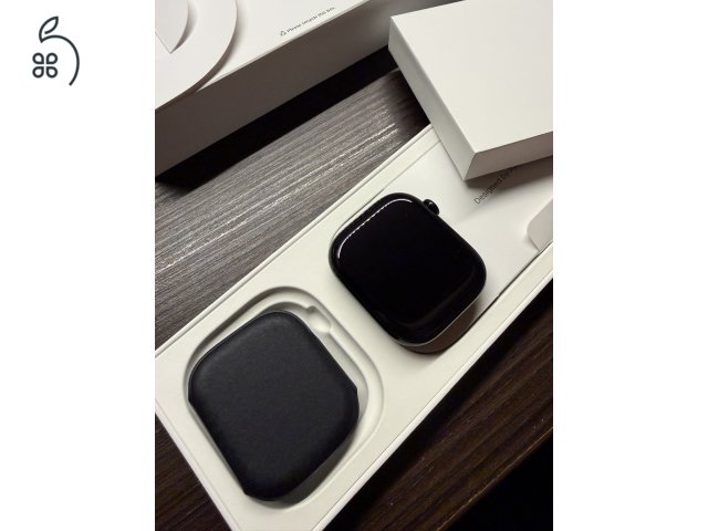 Bontatlan ÚJ Apple Watch S10 46mm Jet Black