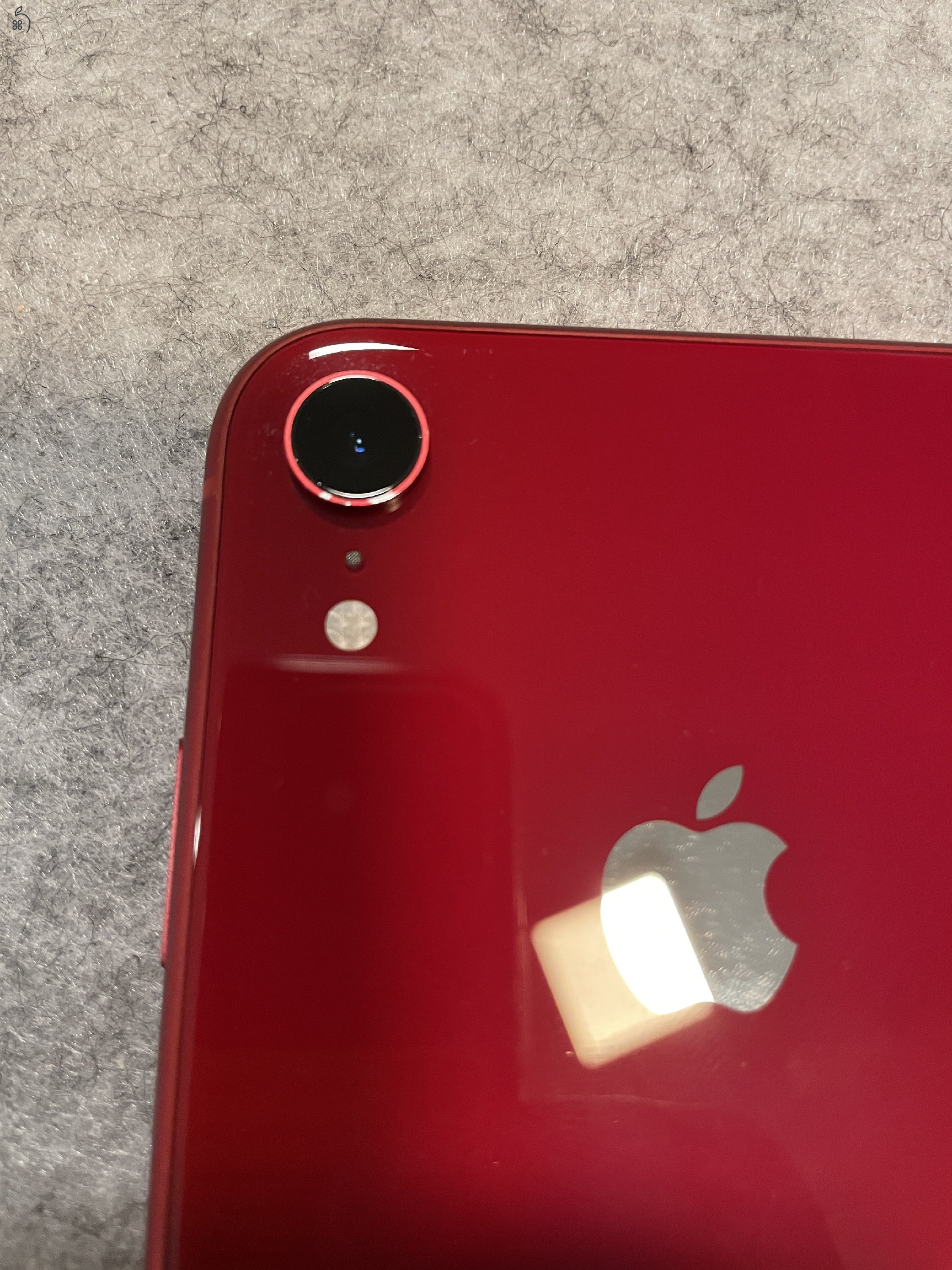 Eladó iPhone XR product red, független, 82% akku