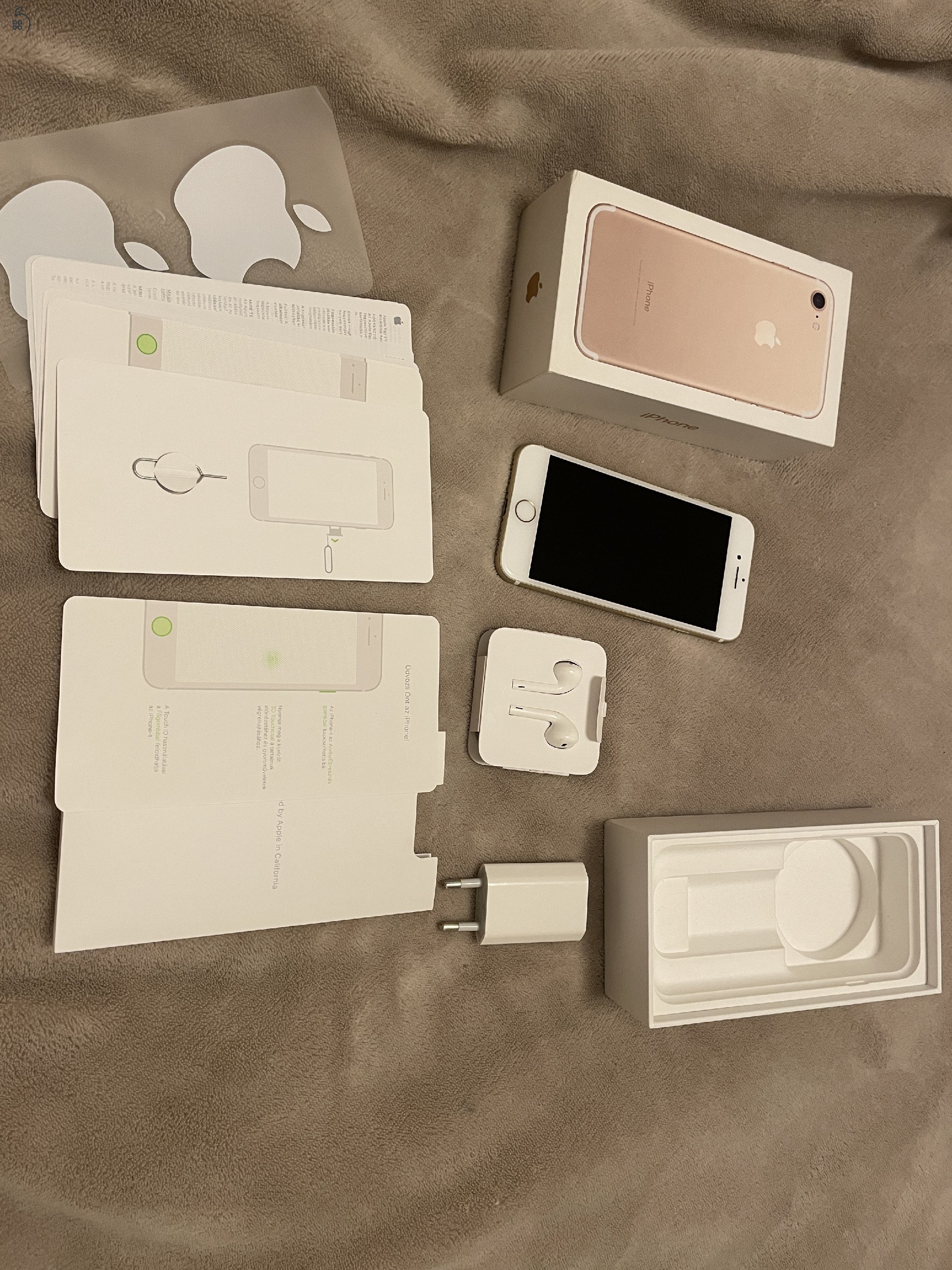 Eladó iPhone 7 gold, karcmentes, független, 128gb, 82%