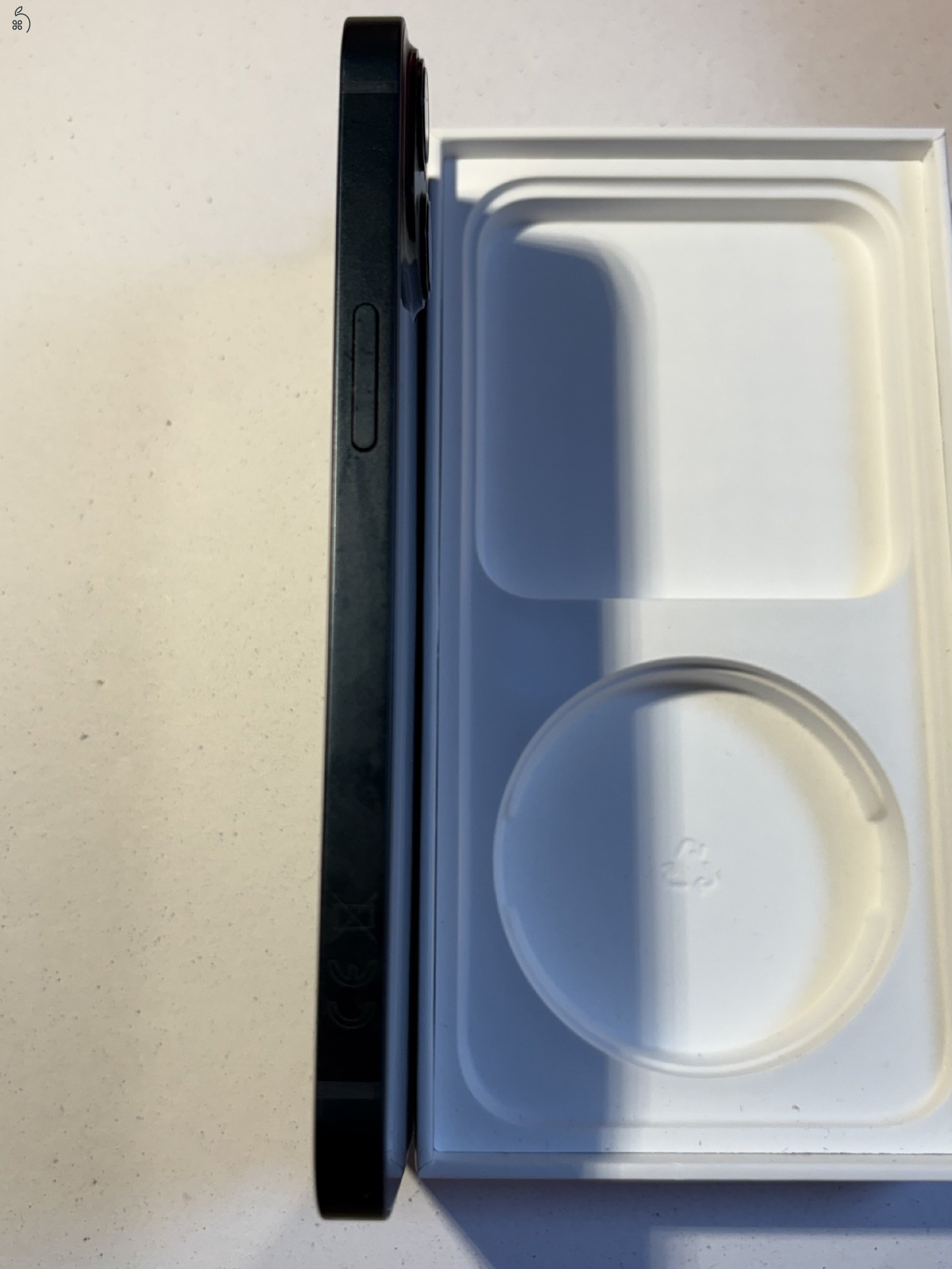 iPhone 13 128 GB fekete