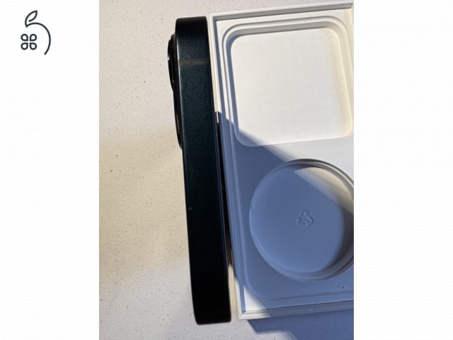 iPhone 13 128 GB fekete