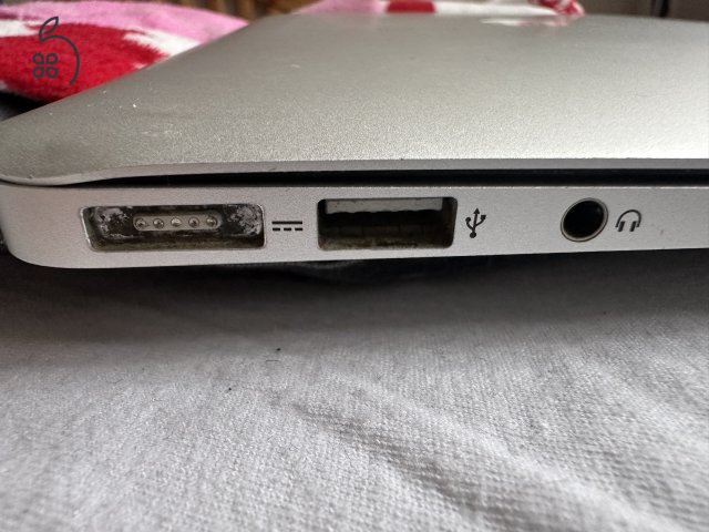 MacBook Air 13” Early 2015