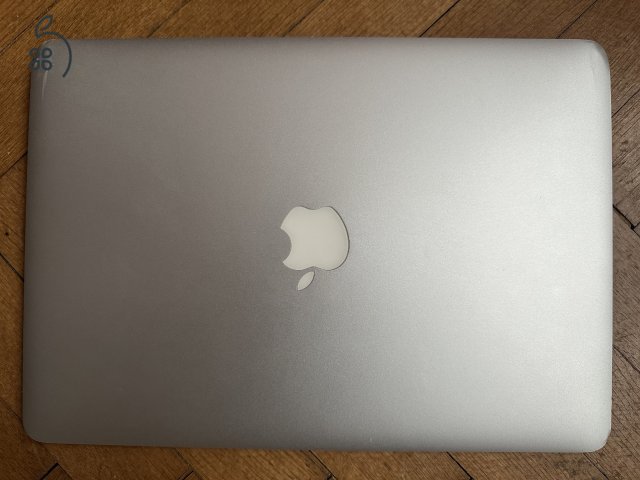 MacBook Air 13” Early 2015