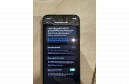 Iphone 11, ajándék tokokkal