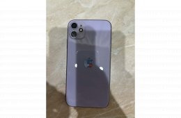 Iphone 11, ajándék tokokkal