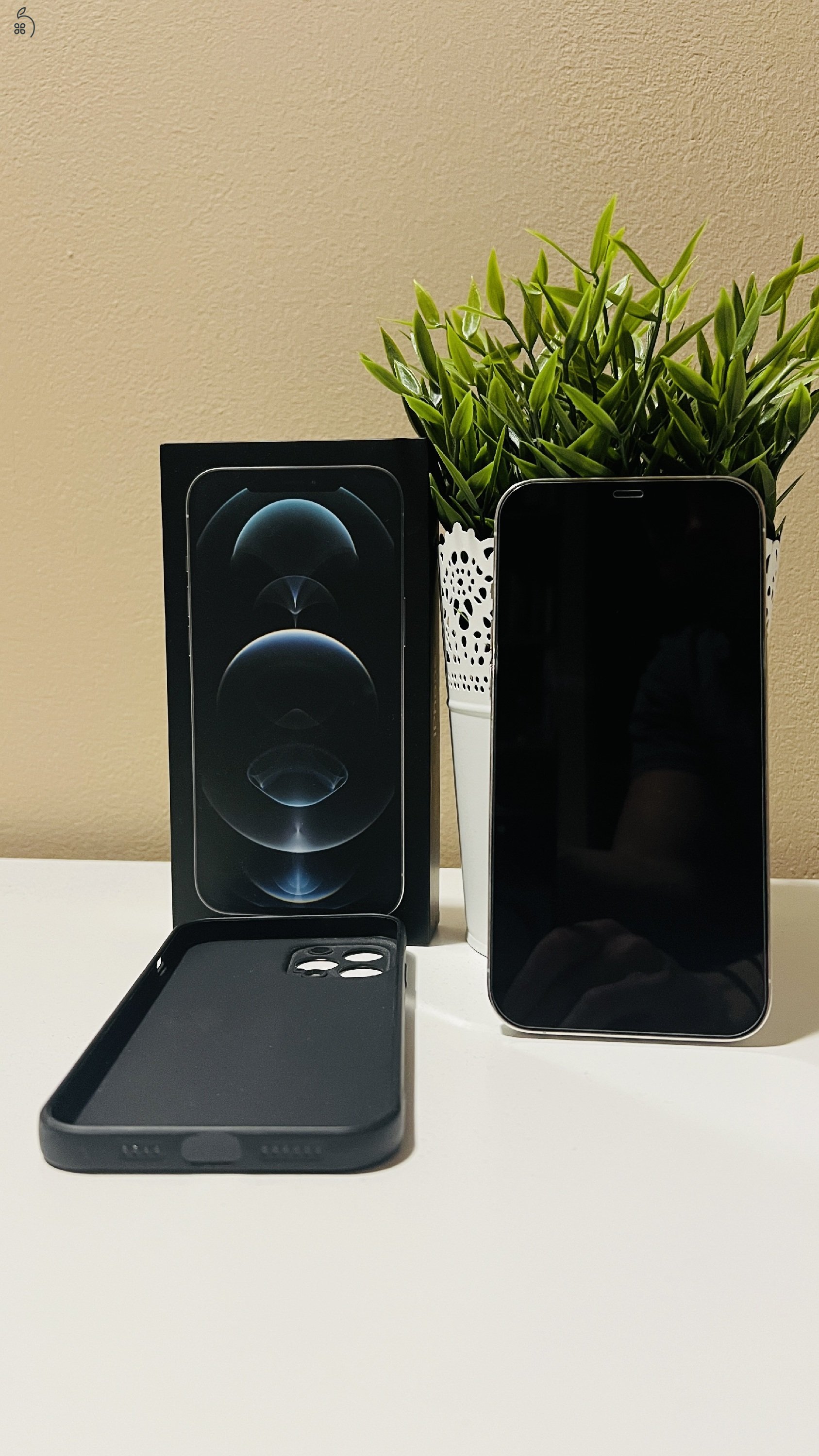 Eladó iPhone 12 Pro Max – 128GB – Kártyafüggetlen – Ezüst