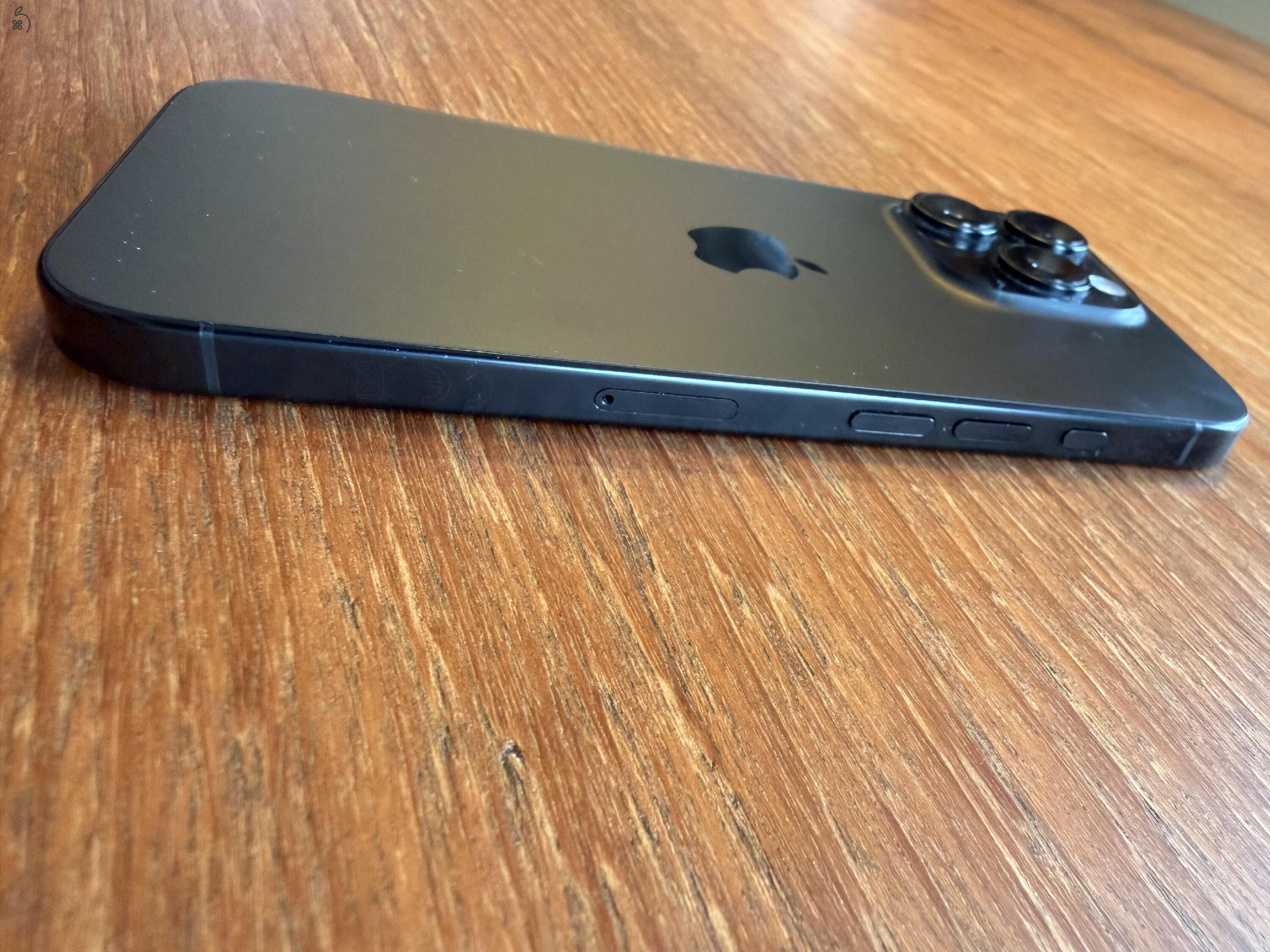 iPhone 16 Pro 256GB Black Titanium – 94% akku, 307 ciklus – megkímélt, működik hibátlanul