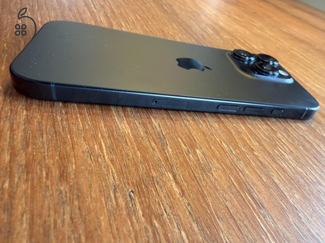 iPhone 16 Pro 256GB Black Titanium – 94% akku, 307 ciklus – megkímélt, működik hibátlanul