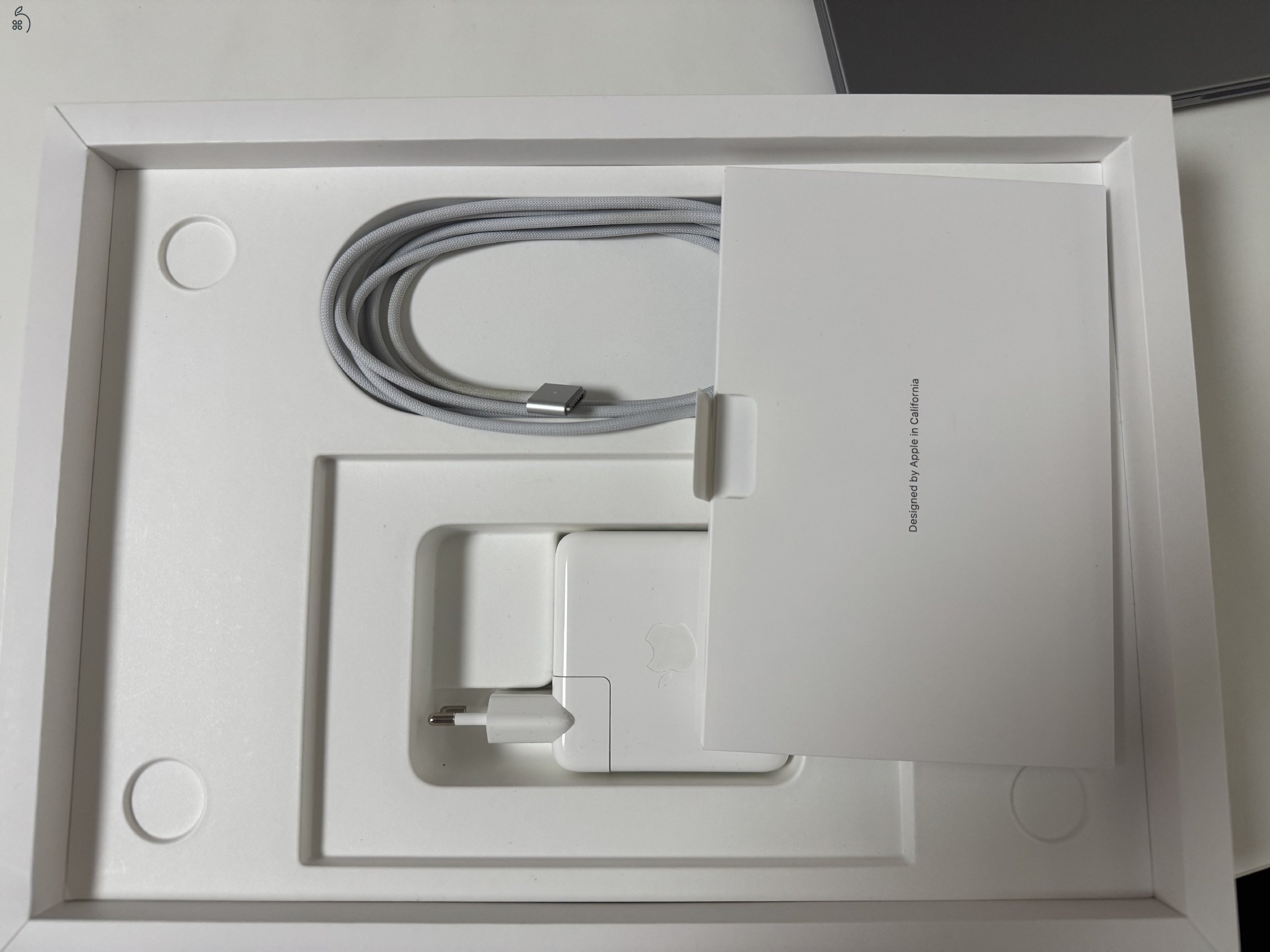 2021 Macbook Pro 14, M1 Pro (8 CPU, 14 GPU), 32GB, 1TB, Silver