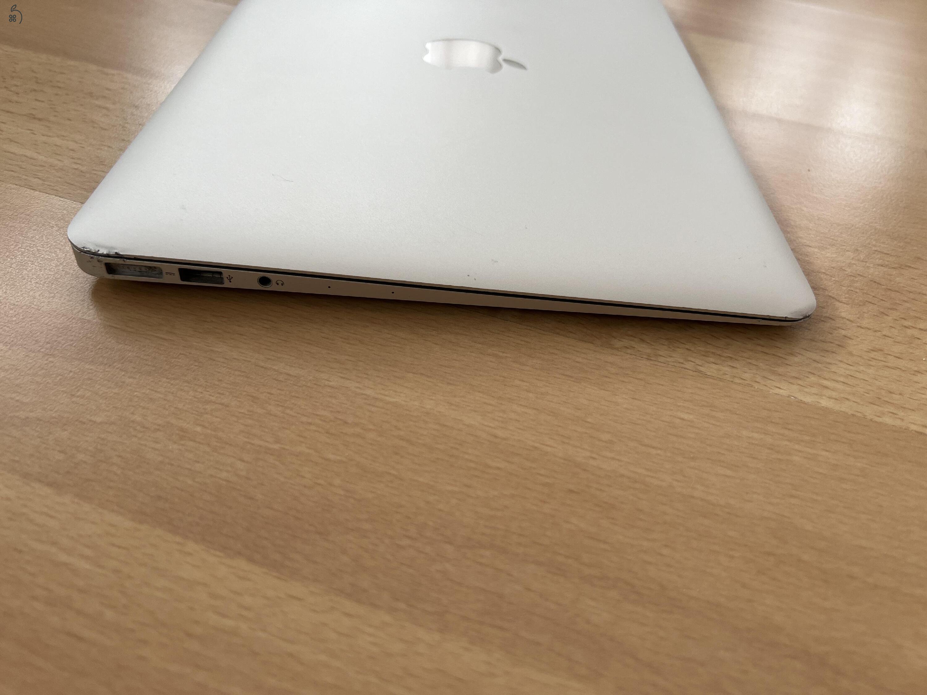 Eladó MacBook Air 2015 i7 2.2GHz/8gb/256GB