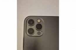 iPhone 12 Pro 128 GB – szép állapotú, akku cserélve, tokokkal
