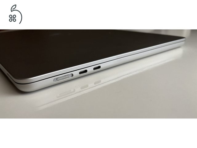 MacBook Air 15″ M3 (2024) – 16GB RAM – Újszerű állapot