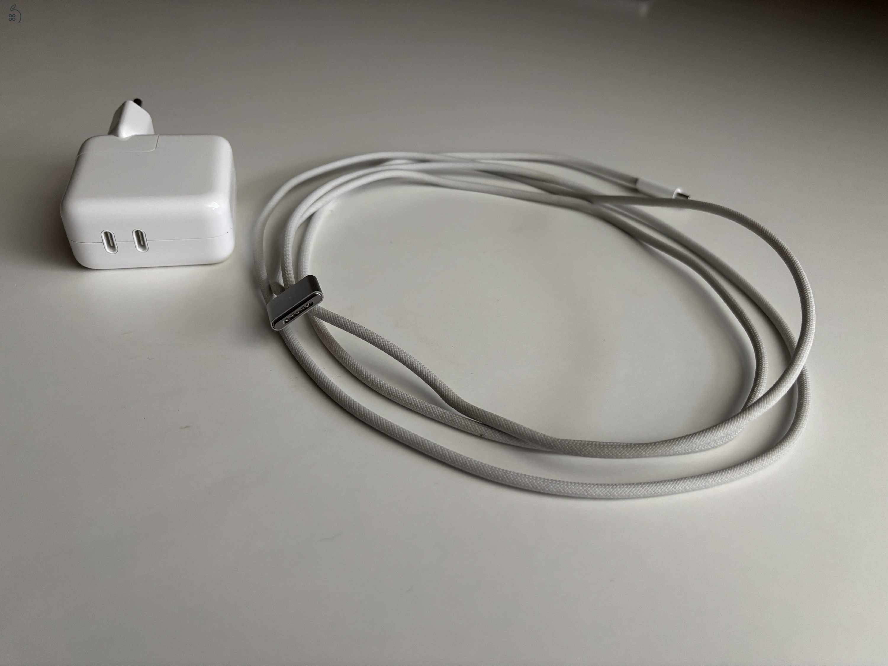 MacBook Air 15″ M3 (2024) – 16GB RAM – Újszerű állapot