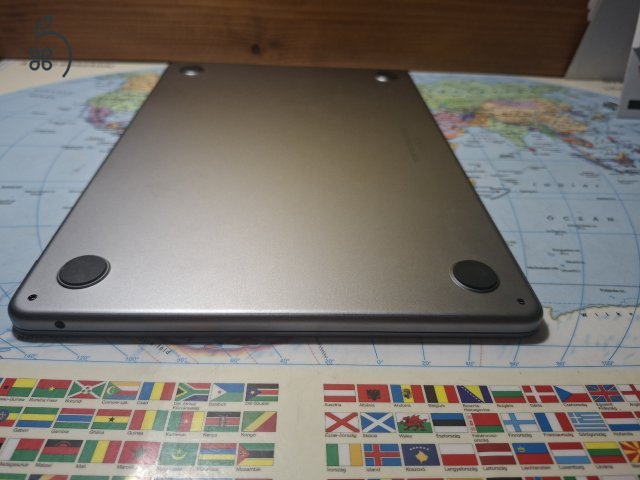 MacBook Air M2 2022