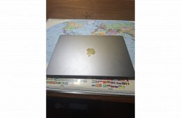 MacBook Air M2 2022