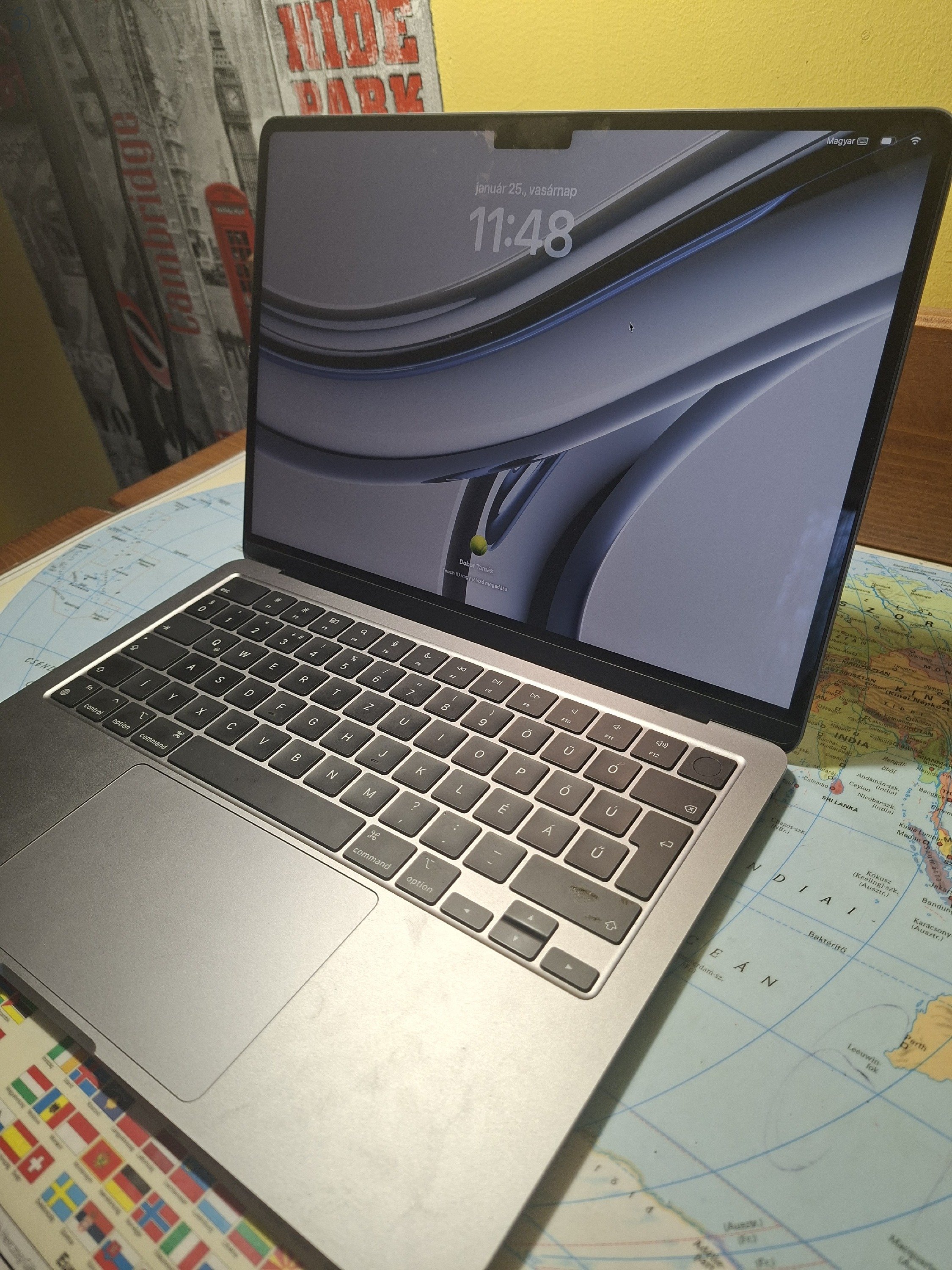 MacBook Air M2 2022
