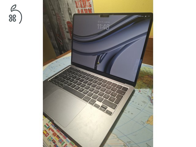 MacBook Air M2 2022