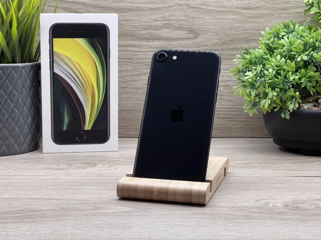 Hibátlan iPhone SE Black 64GB 2 ÉV Garanciával Számlával