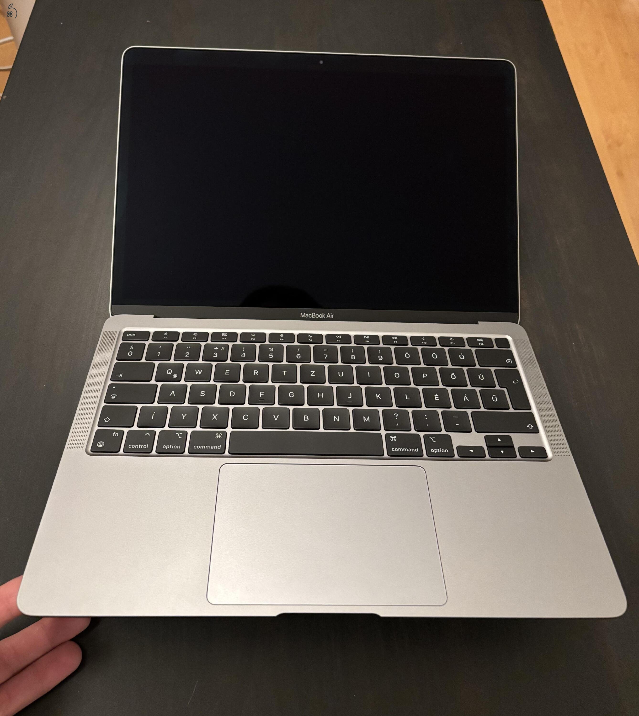 MacBook Air 13