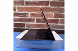 Újszerű Apple MacBook Air 13” Retina (2020) M1 Chip 256GB SSD - Spacegray - MAGYAR