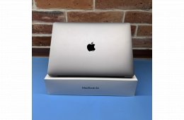 Újszerű Apple MacBook Air 13” Retina (2020) M1 Chip 256GB SSD - Spacegray - MAGYAR