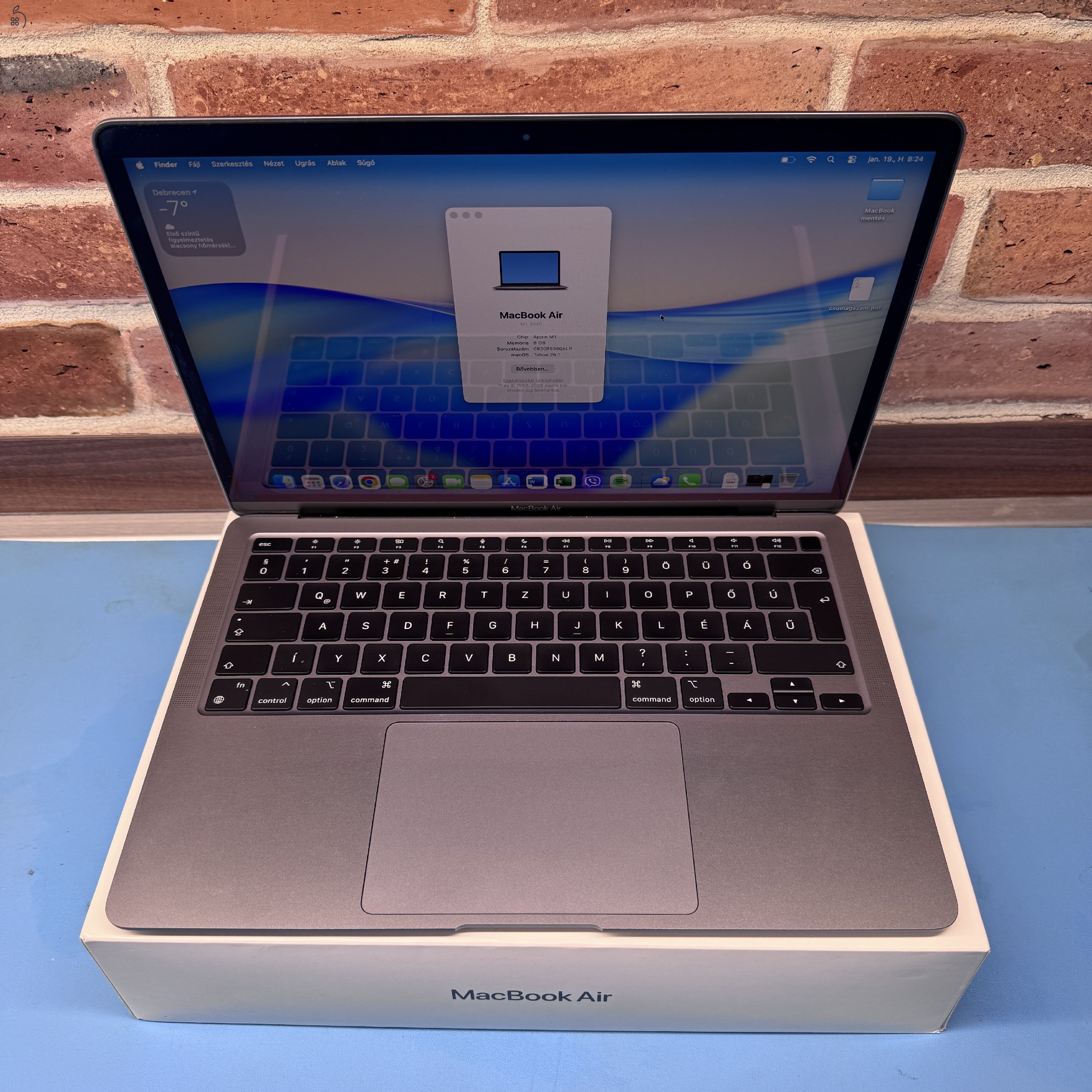 Újszerű Apple MacBook Air 13” Retina (2020) M1 Chip 256GB SSD - Spacegray - MAGYAR