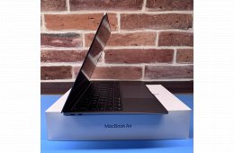 Újszerű Apple MacBook Air 13” Retina (2020) M1 Chip 256GB SSD - Spacegray - MAGYAR