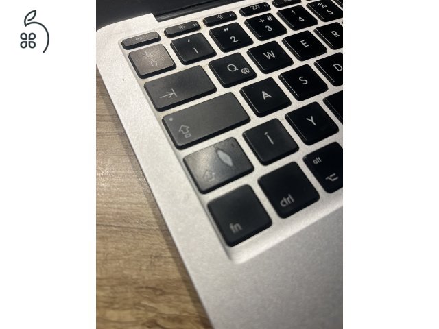 MacBook Air Core i5, 1.3 11”használtan eladó
